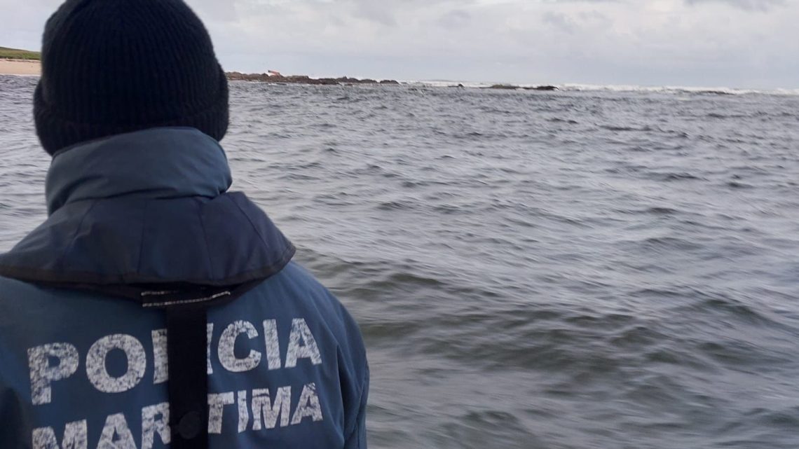 Corpo encontrado em Vila Nova de Gaia poderá ser de homem desaparecido após naufrágio no Douro