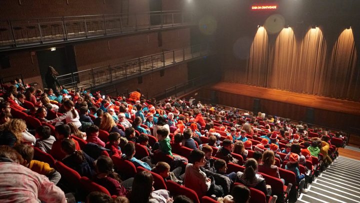 Câmara Municipal de Oliveira de Azeméis une Cultura e Educação com projeto de Teatro para as Escolas