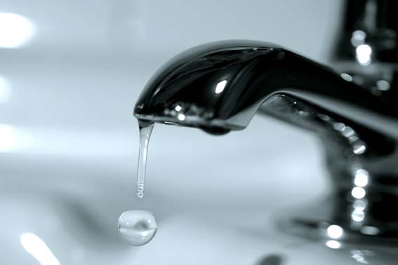 Manutenção na rede de água provoca cortes no abastecimento em algumas localidades do concelho Maia