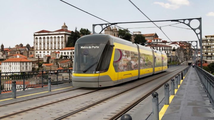 Área Metropolitana do Porto celebra Dia Mundial do Transporte Público com viagens gratuitas na Trindade