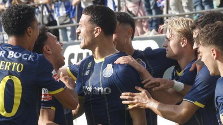 FC Porto vence na Reboleira e mantém liderança isolada a três jornadas do fim