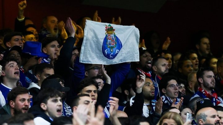 FC Porto cai nos “quartos” da Liga Europa após derrota em Inglaterra