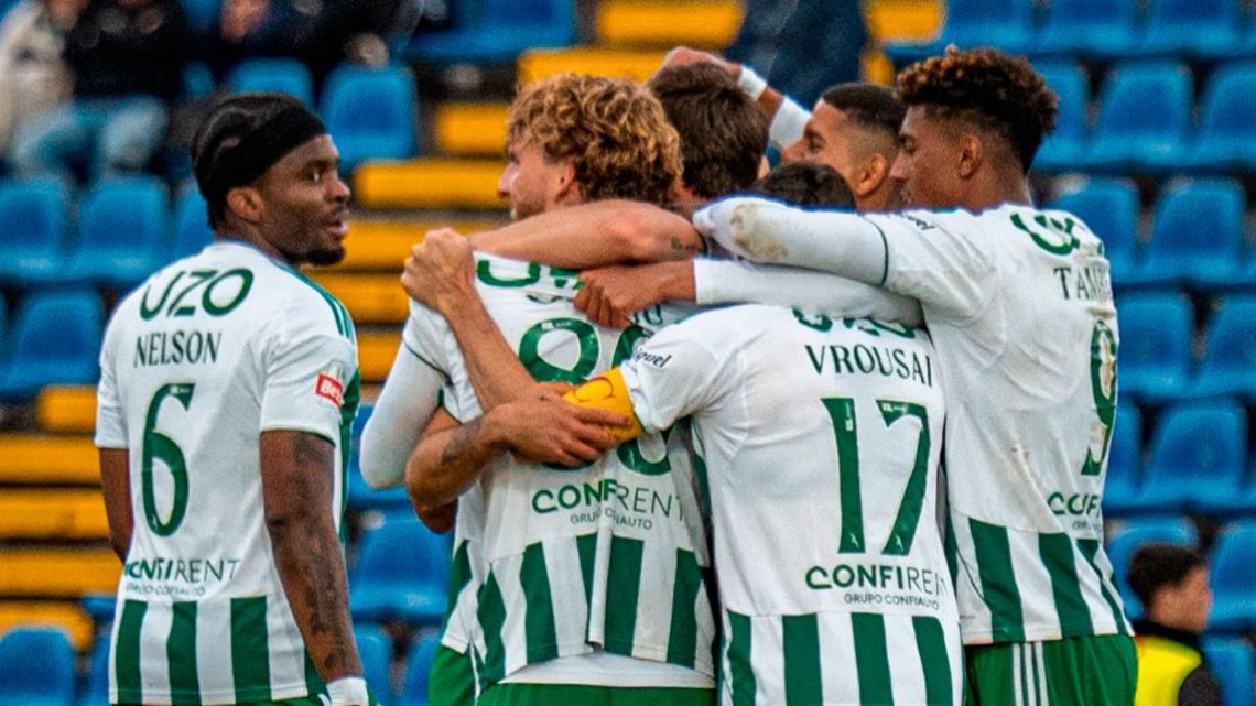 Rio Ave vence Santa Clara nos Açores e sobe ao 10.º lugar