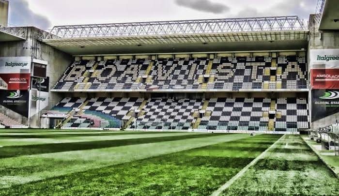 Manuel Pizarro preocupado com futuro do Boavista e apela à proteção do património desportivo