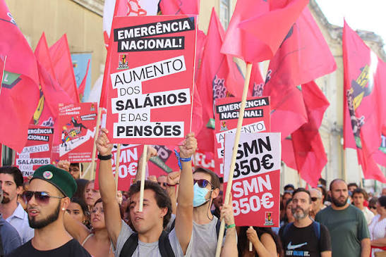 Greve alargada atinge Função Pública, restauração e espetáculos esta sexta-feira