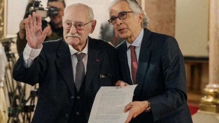 Ruy de Carvalho homenageado no Parlamento: “Estou muito emocionado”