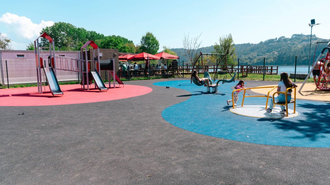 Gondomar inaugura novos parques infantis e reforça rede inclusiva de espaços públicos