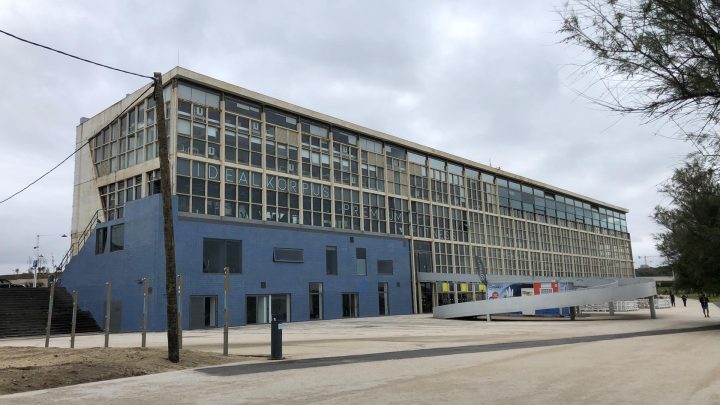 APA e Câmara do Porto avançam com demolição parcial do Edifício Transparente