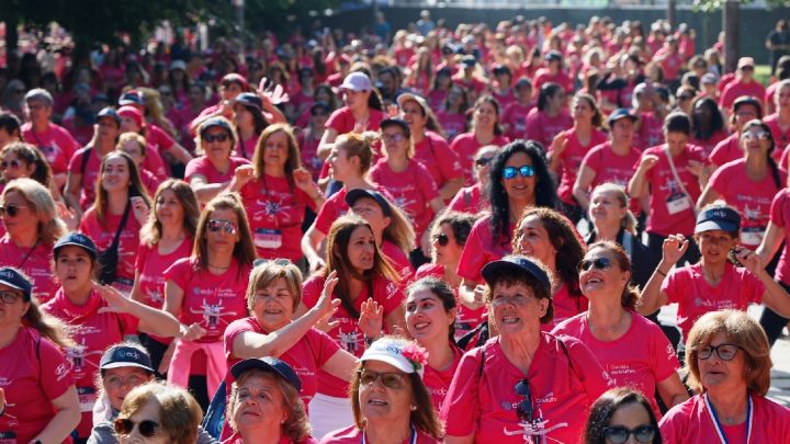 Corrida da Mulher volta a pintar o Porto de rosa e condiciona trânsito este domingo