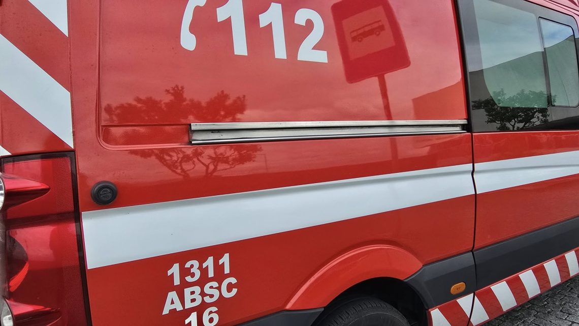 Incêndio destrói ambulância na A4 junto a Valongo