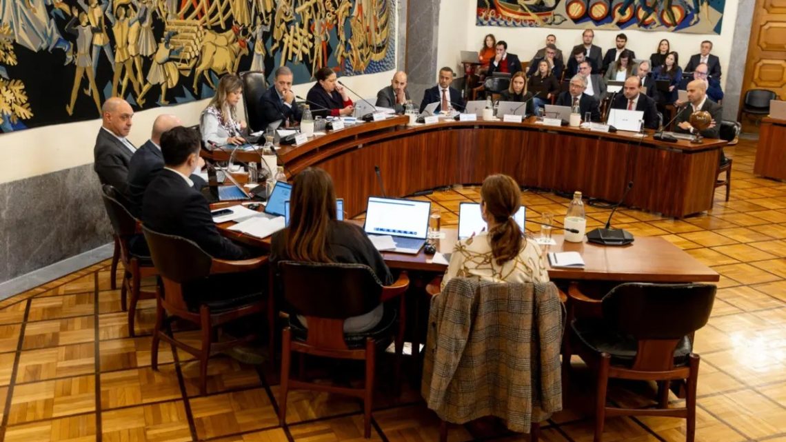Câmara do Porto exige ao Governo pagamento de défice de 12 milhões causado pela descentralização