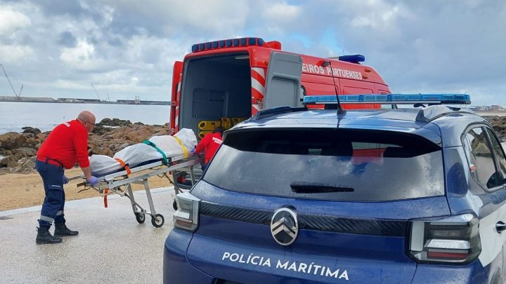 Corpo de homem encontrado na praia do Castelo do Queijo, no Porto