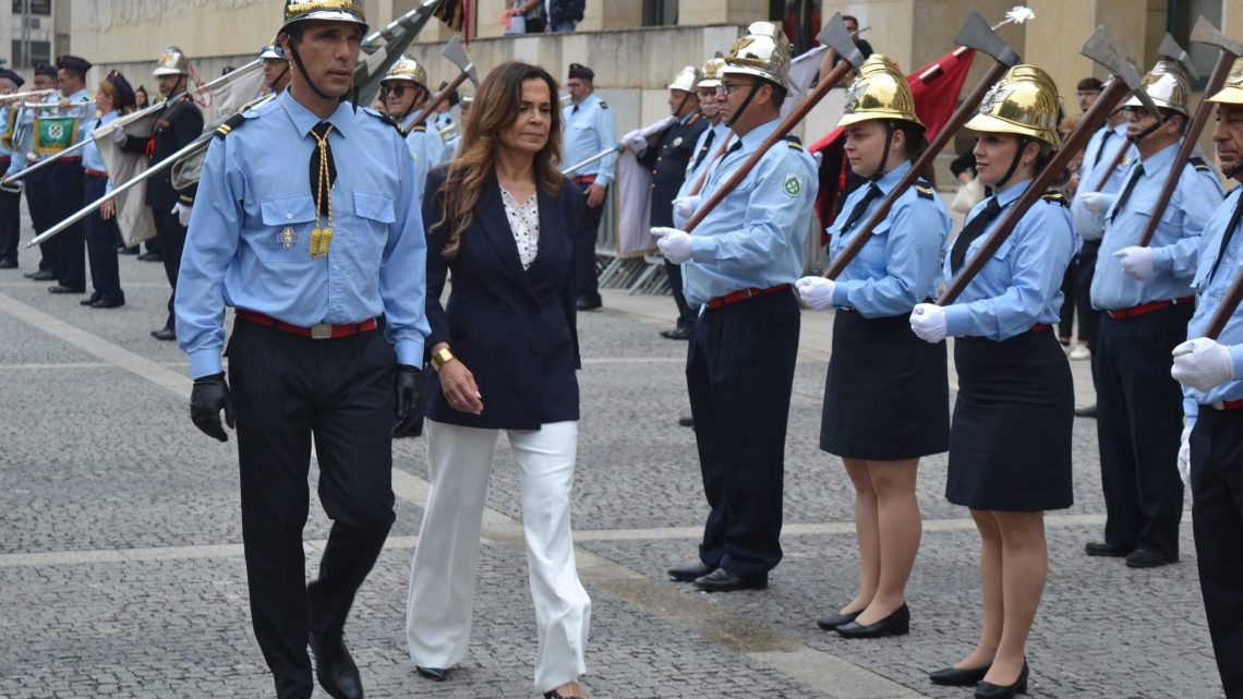 Dia Nacional do Bombeiro celebrado em Matosinhos com homenagem às corporações do concelho