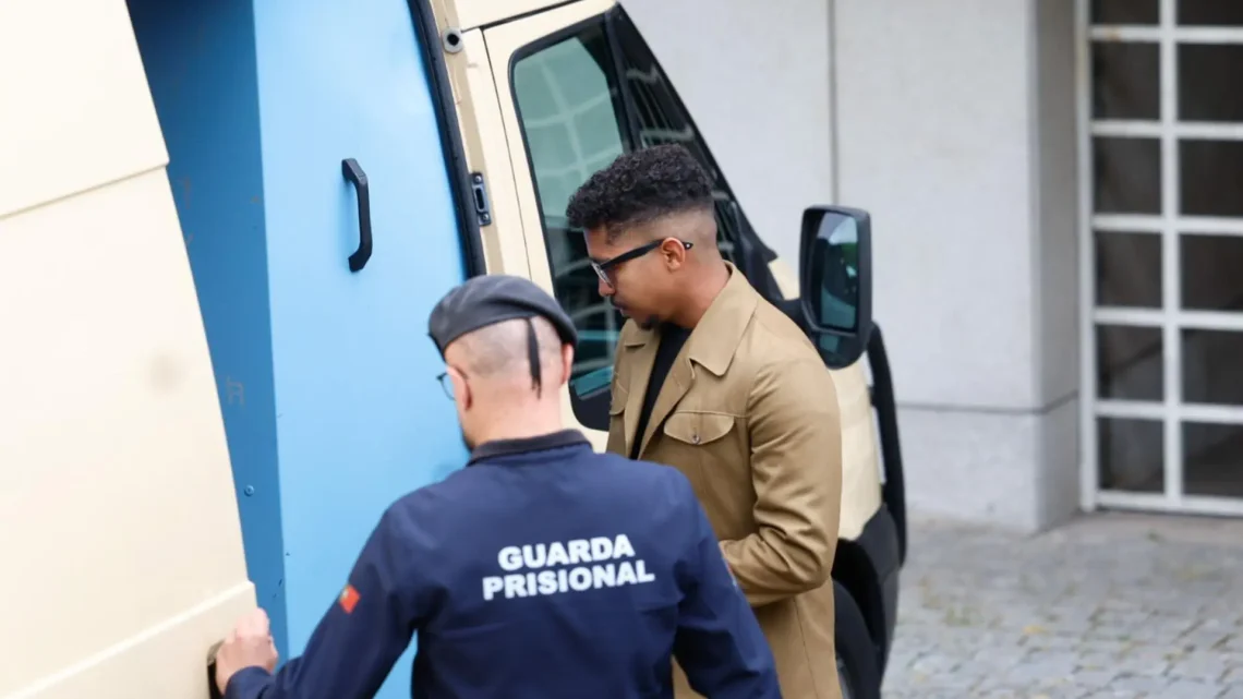 Tribunal de Matosinhos condena homem a 23 anos por matar ex-namorada à facada