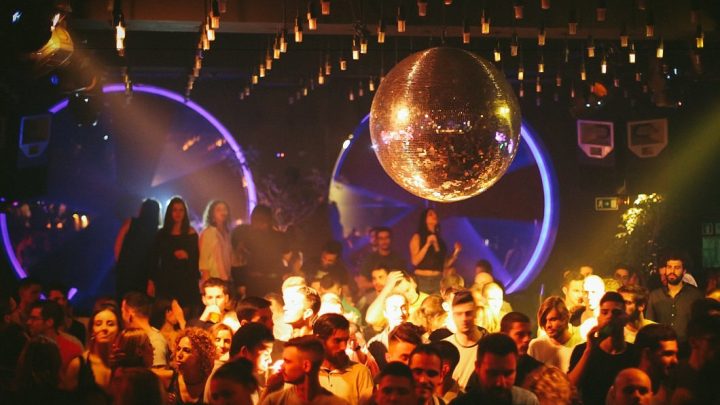 Leilão da discoteca Indústria foi cancelado e gerência quer reabrir espaço histórico da noite do Porto