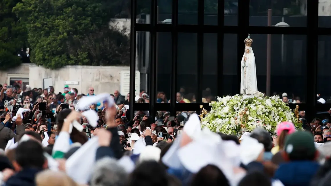 Em Fátima “ninguém é estrangeiro”: Santuário recebeu milhares de fiéis na peregrinação de maio