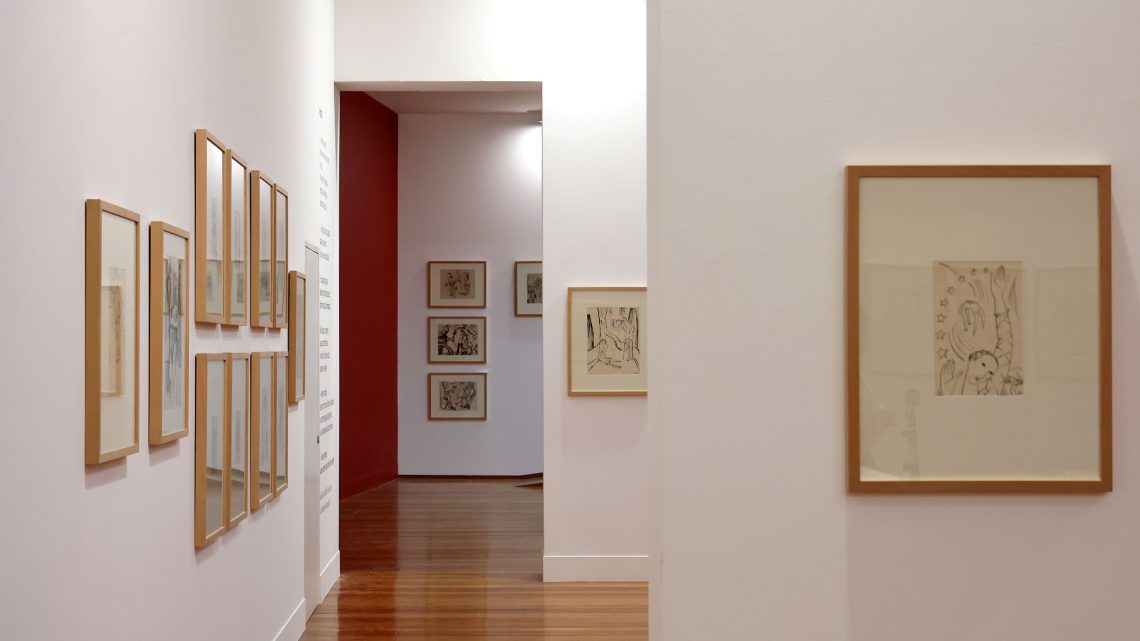 Galeria Julio em Vila do Conde promove visita guiada à exposição sobre Julio / Saúl Dias