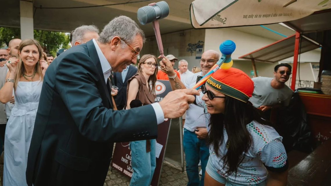 Presidente da República juntou-se aos festejos de São João no Porto