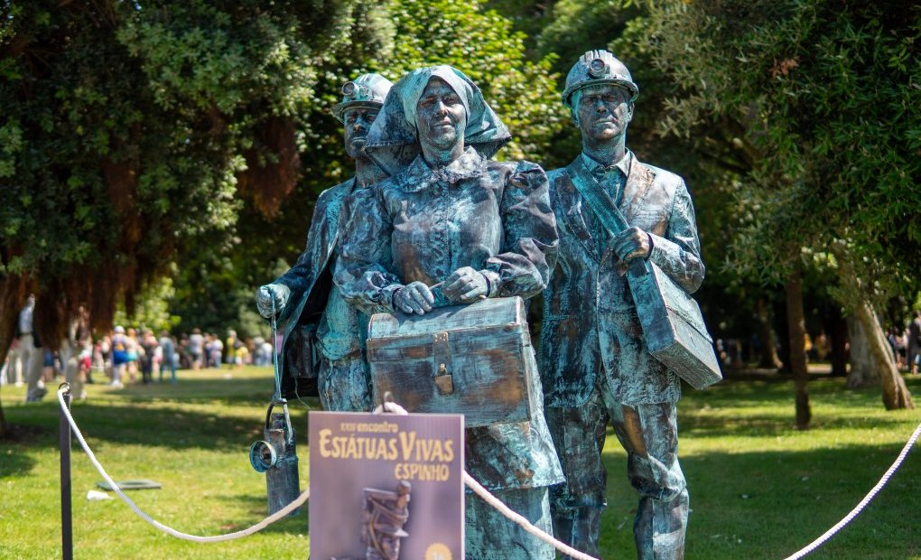 Espinho recebe encontro histórico de Estátuas Vivas