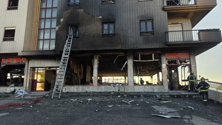 Incêndio em Prédio de Santa Maria da Feira Deixa 15 Desalojados