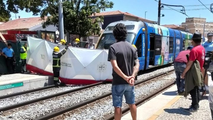 Jovem atropelado pelo metro no Porto