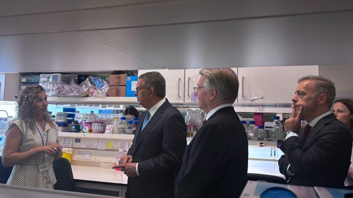i3S assinala 10 anos de excelência na investigação biomédica com presença do Presidente da República
