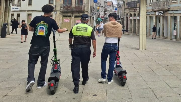 Polícia Municipal da Póvoa de Varzim reforça fiscalização às trotinetes elétricas nos passeios