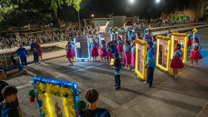 Marchas Joaninas voltaram a encher de cor e tradição o centro de Matosinhos