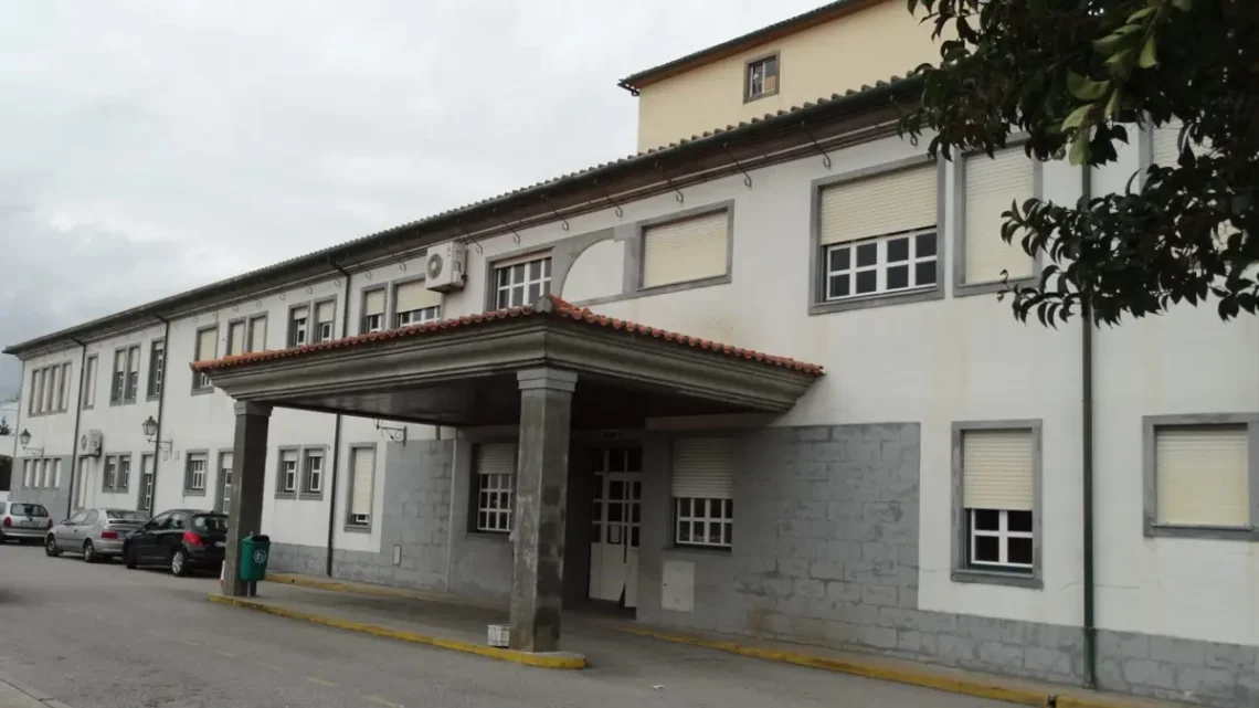 Hospital de Oliveira de Azeméis parcialmente encerrado devido a infestação de baratas