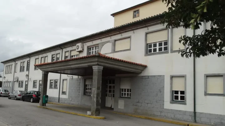 Hospital de Oliveira de Azeméis parcialmente encerrado devido a infestação de baratas