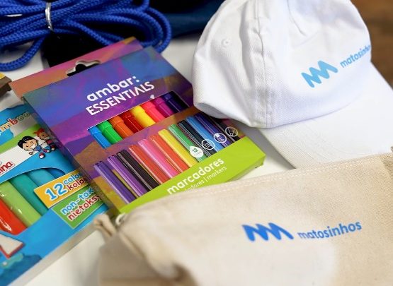 Matosinhos reforça apoio às famílias com kits escolares