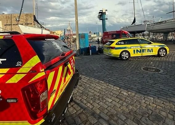 Polícia resgata homem de 26 anos após queda no rio Leça em Matosinhos