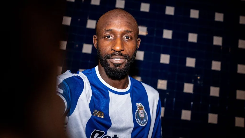 Seko Fofana já está em Portugal para regressar ao FC Porto
