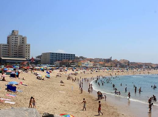 Alerta em Espinho: praias do concelho interditas a banhos