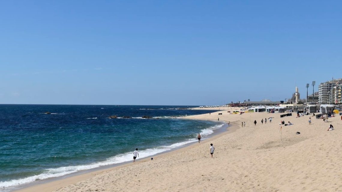 Póvoa de Varzim desaconselha banhos em três praias devido a contaminação da água