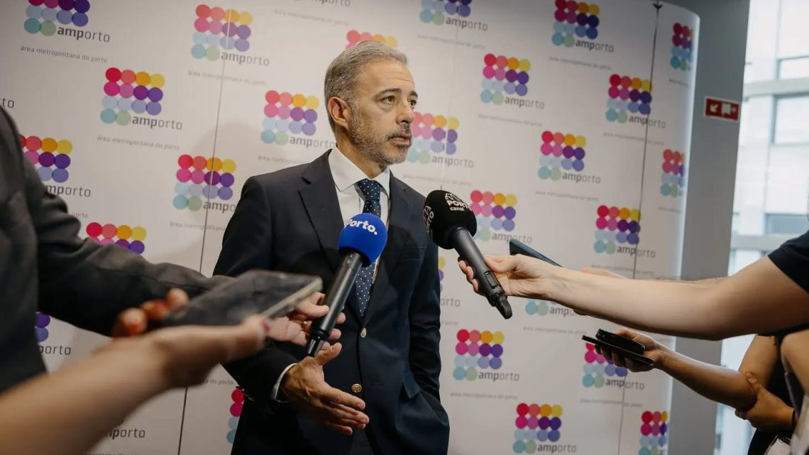 Município do Porto é acusado de entrar no terreno dos media com o Porto.pt