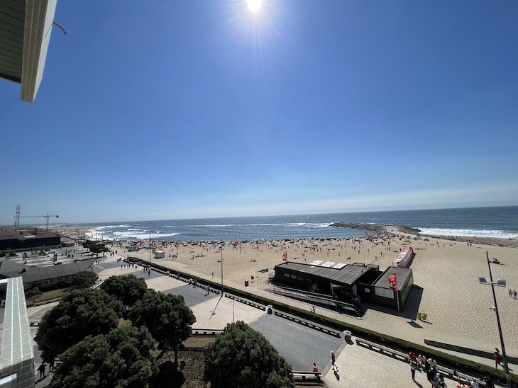 Praias de Espinho reabrem após análises confirmarem qualidade da água
