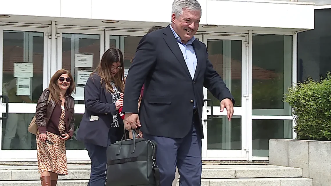 Tribunal de Gaia absolve Eduardo Vítor Rodrigues no caso das viagens