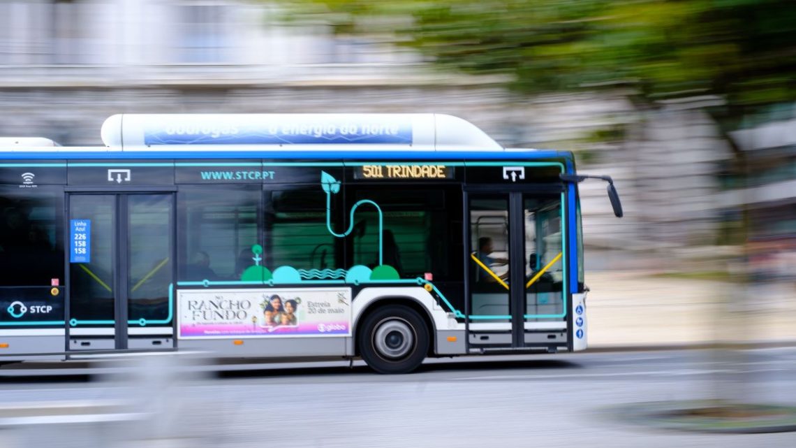 Gaia vota favoravelmente a continuidade da STCP e PS pede melhores transportes