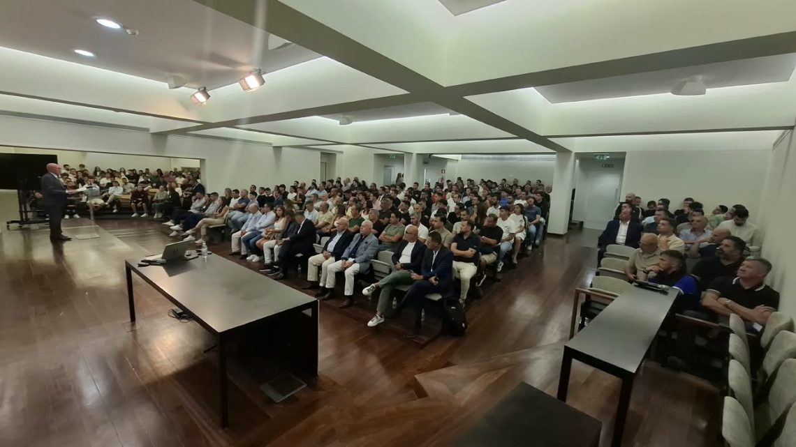 Árbitros e clubes do Porto preparados para as novas Leis do Jogo