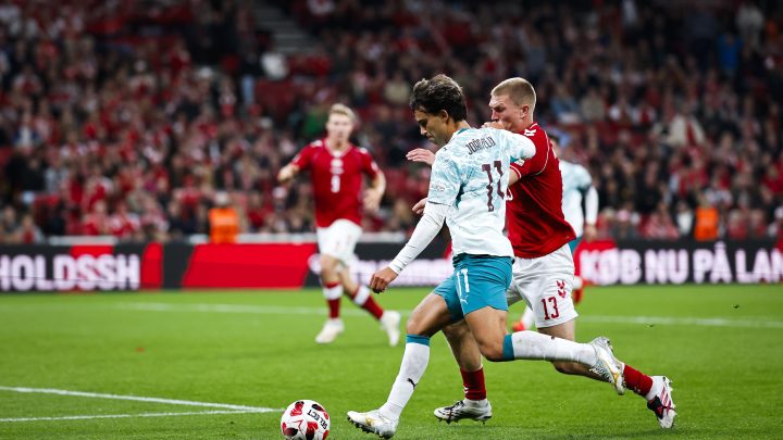 Portugal vence Dinamarca por 4-2 após saída de Cristiano Ronaldo e reforça liderança