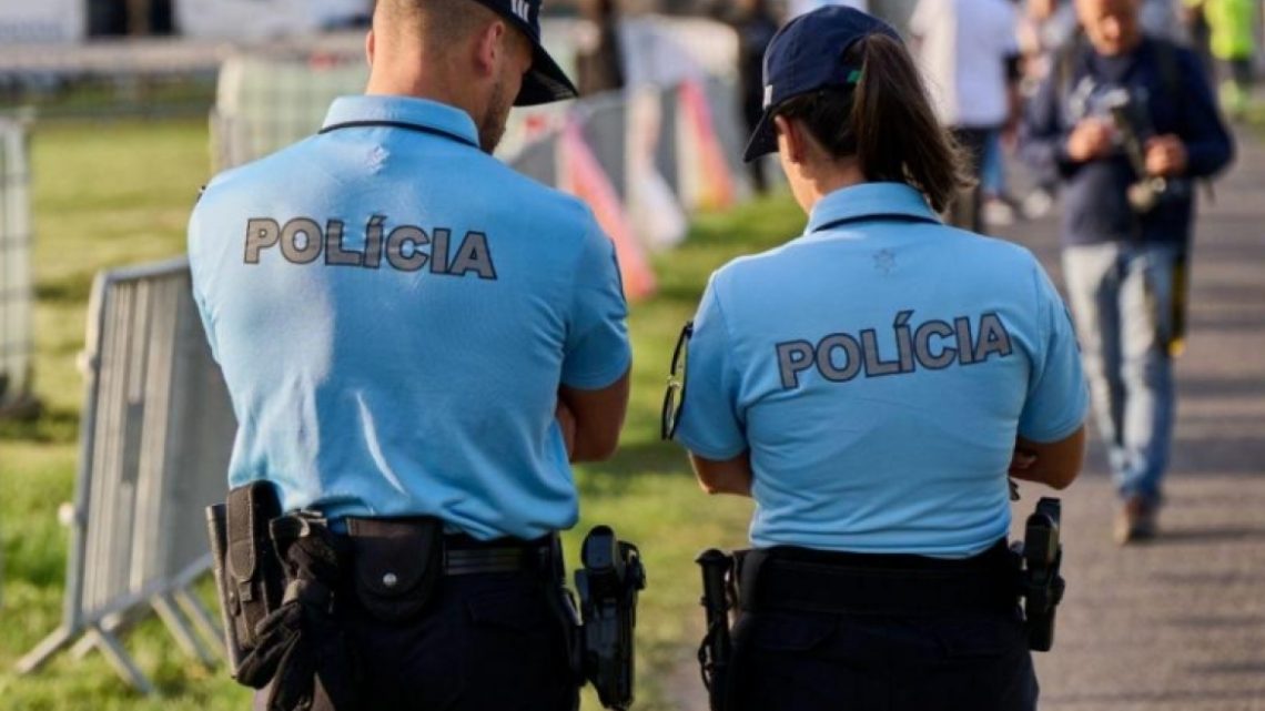 Assaltantes entram pelo telhado e levam 10 mil euros em tabaco de supermercado em Valongo