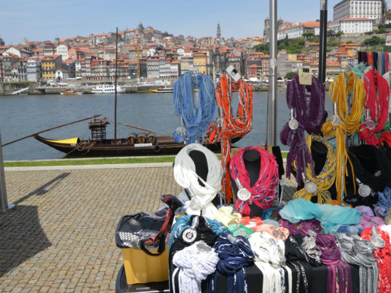 Gaia dá até dezembro para 42 comerciantes abandonarem Mercado de Artesanato do Cais