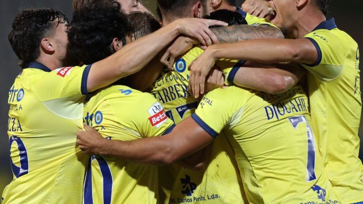 Barbero garante vitória do Arouca na estreia de Vítor Severino