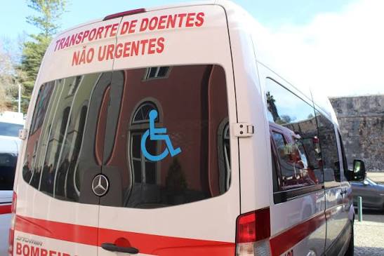 PJ faz buscas nos Bombeiros dos Carvalhos por causa do transporte de doentes