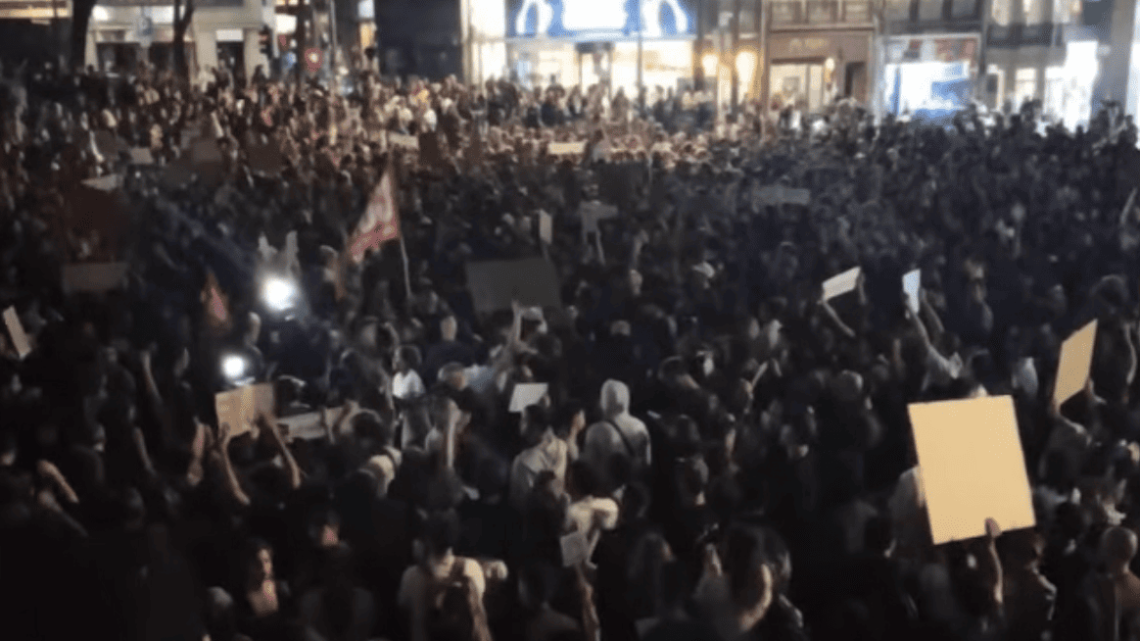 Mais de duas mil pessoas protestaram no Porto contra a crise da habitação e a atuação policial