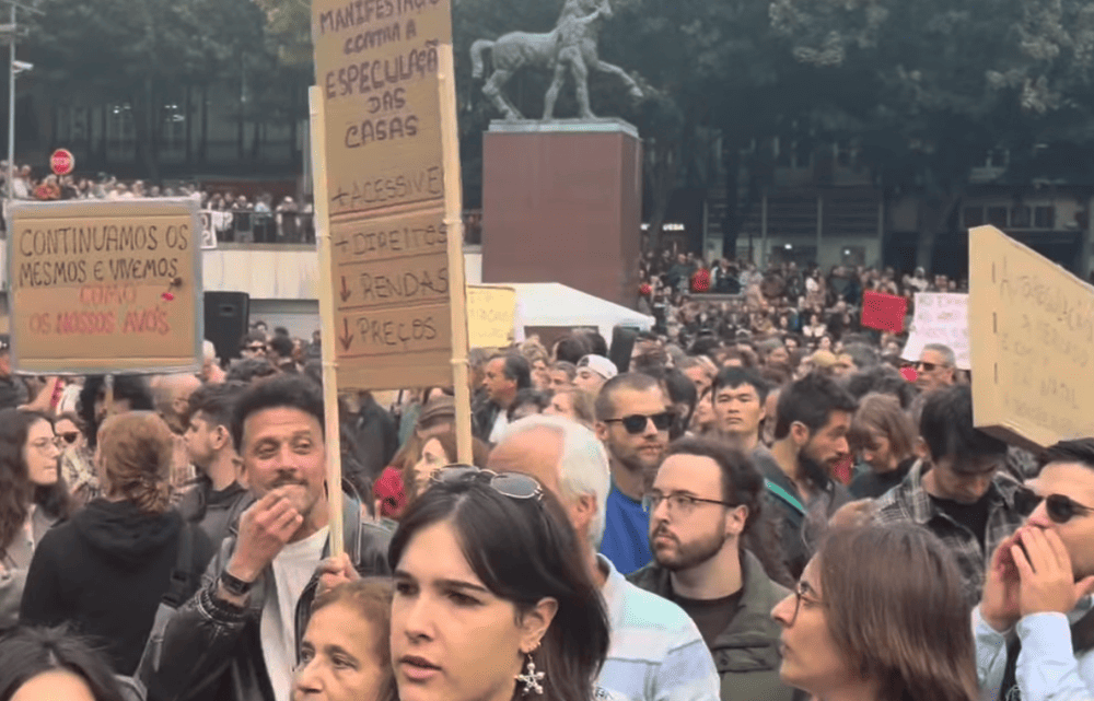 Milhares de pessoas voltaram a manifestar-se no Porto contra a crise na habitação