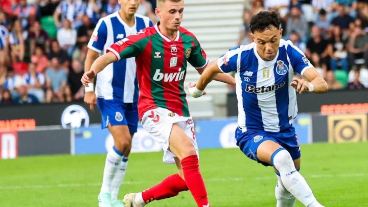 FC Porto dá a volta ao marcador e vence Marítimo nos Barreiros