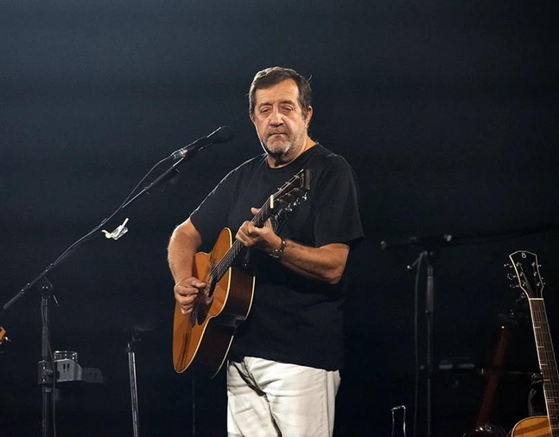 Rui Veloso emociona o Porto num concerto que pode marcar uma despedida temporária